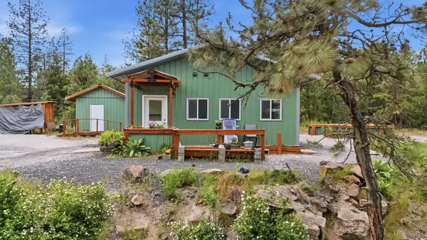 22718 W Martha Ln, Reardan, WA 99224