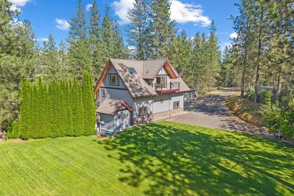 41840 N Porcupine Bay Rd, Davenport, WA 99122