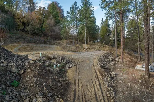 1510 S Upper Terrace Rd, Spokane, WA 99203