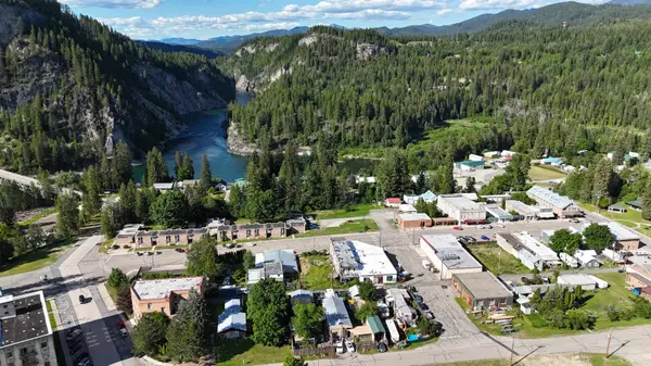 Lot 11 E 5TH Ave, Metaline Falls, WA 99154
