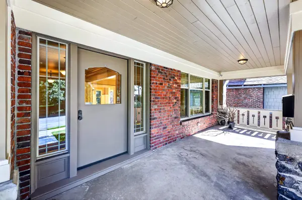 420 W 14th Ave, Spokane, WA 99204