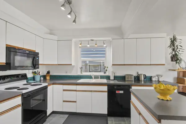 3724 E 16th Ave, Spokane, WA 99223