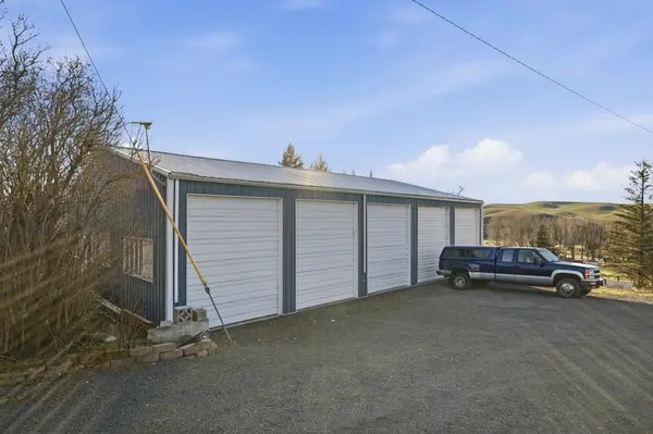 314 E 9th St, Rosalia, WA 99170