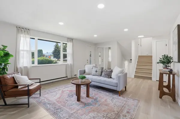 2318 S Calvin Rd, Veradale, WA 99037-9430