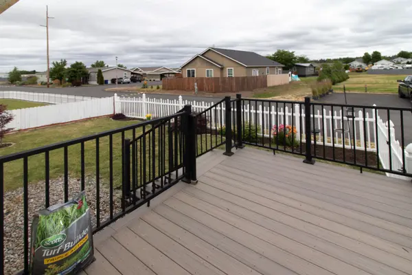 10510 W Richland Rd ##80, Cheney, WA 99004