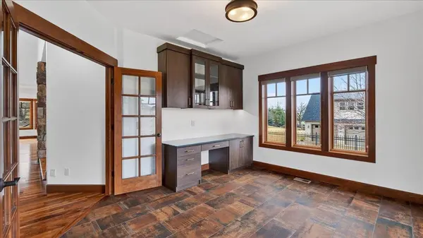 54 N Chief Garry Dr, Liberty Lake, WA 99019