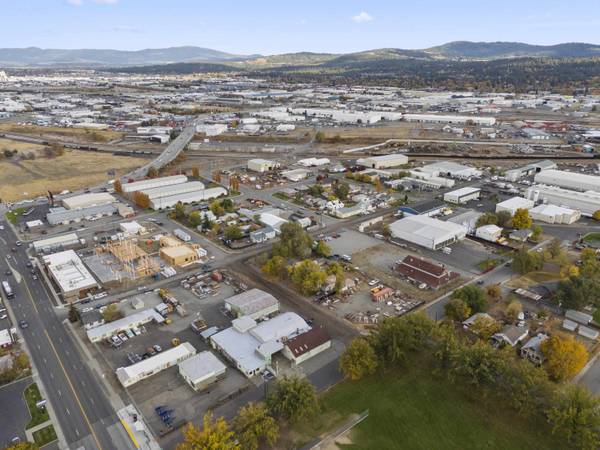 2914 E Sinto Ave #2918 & 2924 E Sinto, 1315 N Haven, 1322 N Regal, Spokane, WA 99202