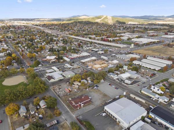 2914 E Sinto Ave #2918 & 2924 E Sinto, 1315 N Haven, 1322 N Regal, Spokane, WA 99202