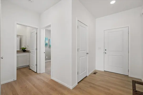 710 E 4th St, Deer Park, WA 99006