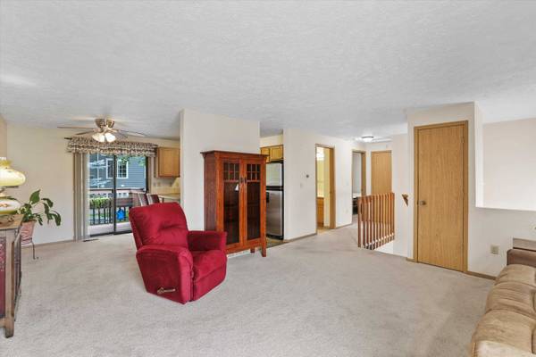938 E Calkins Dr, Spokane, WA 99208
