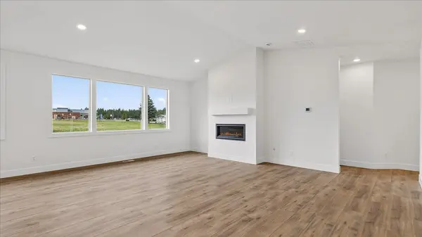 16767 N Wellington Rd, Colbert, WA 99005