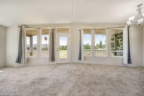 2358 B Burnt Valley Rd, Chewelah, WA 99109