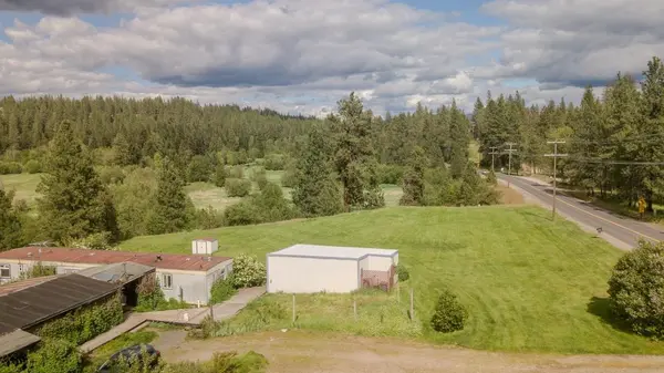 36019 N Milan-Elk Rd, Chattaroy, WA 99003