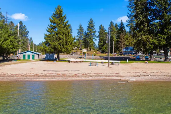 642 Diamond Dr, Newport, WA 99156