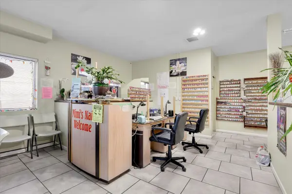 4516 N Nevada St, Spokane, WA 99207