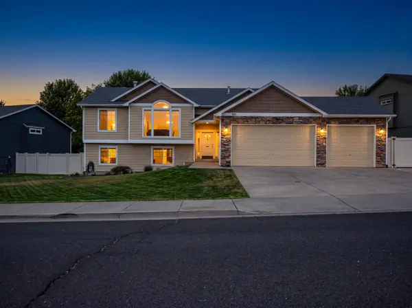 501 E PARKER Dr, Colbert, WA 99005