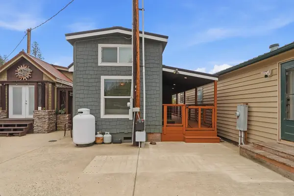 18617 W Williams Lake Rd #9, Cheney, WA 99004