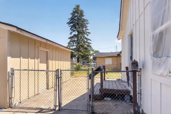 2428 W College Ave, Spokane, WA 99201