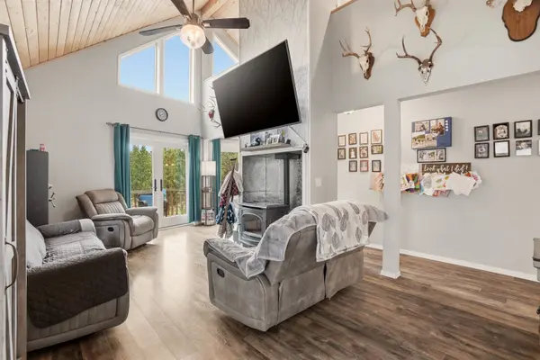 31965 N Hawk Creek Ranch Rd, Davenport, WA 99122