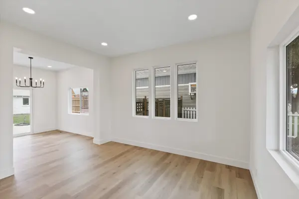2801 E Diamond Ave, Spokane, WA 99217