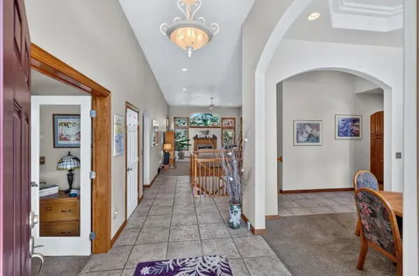 813 E Golden Rd, Spokane, WA 99208