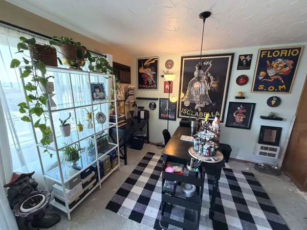 214 W 6TH Ave #102, Spokane, WA 99204