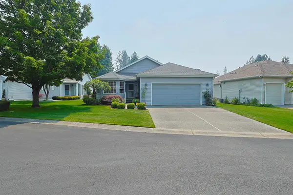 3815 S GREYSTONE Ln, Spokane, WA 99223