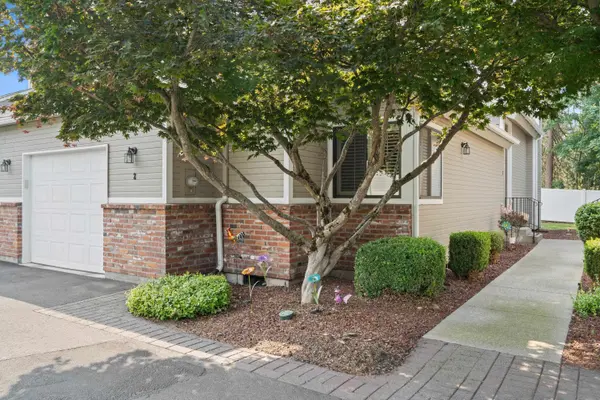 1218 E 30th Ave #Unit #2, Spokane, WA 99203