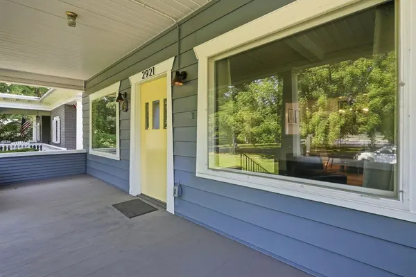 2921 N West Oval St, Spokane, WA 99205