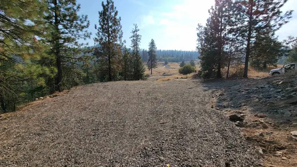5300 Moose Tracks WAY, Fruitland, WA 99129-1234