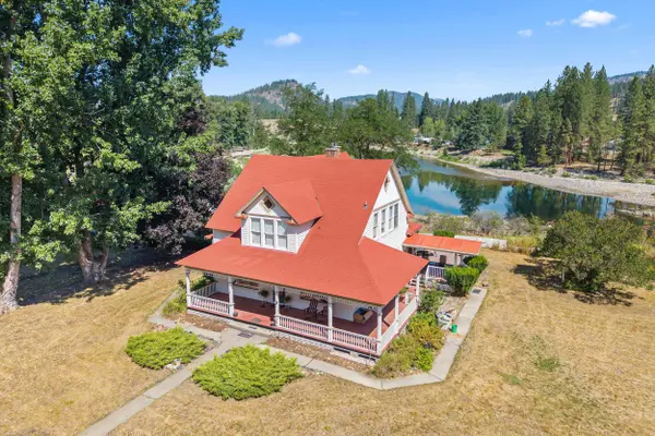 2339 Kettle River Rd, Kettle Falls, WA 99141