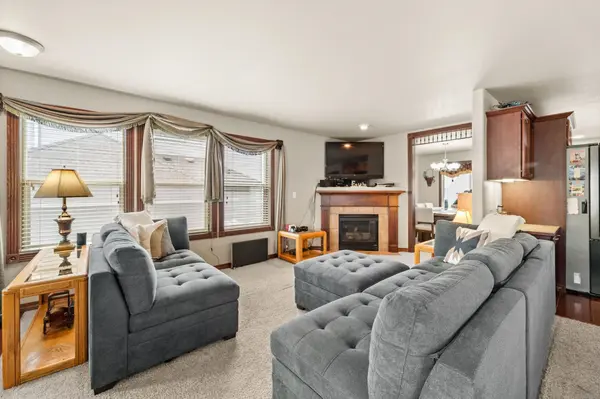 713 Golden Hills Dr, Cheney, WA 99004