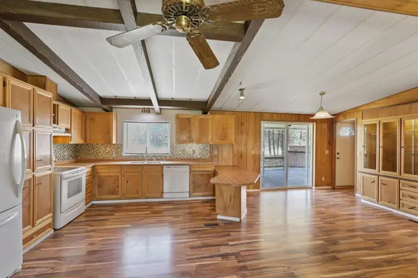 14615 W Lance Hill Rd, Cheney, WA 99004-9711