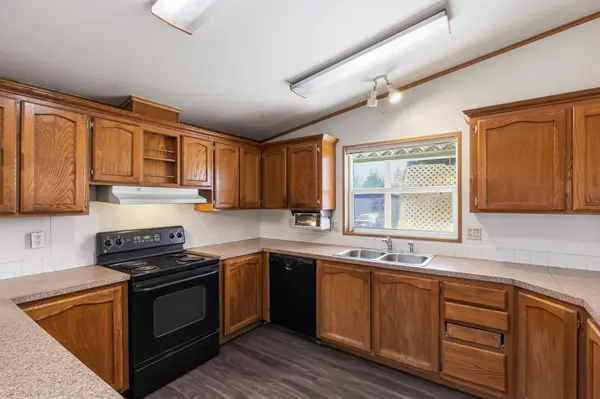 4112 E Center Rd #37, Mead, WA 99021