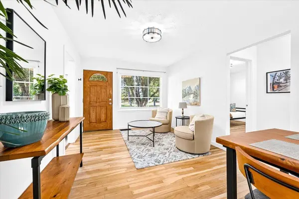 904 E Joseph Ave, Spokane, WA 99208
