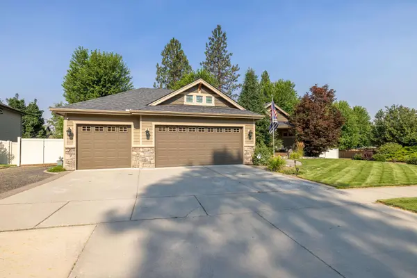 9405 N Phoebe St, Spokane, WA 99208