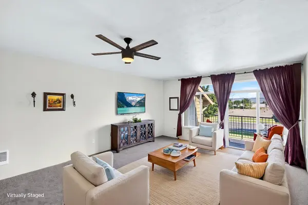 22855 E Country Vista Dr #372, Liberty Lake, WA 99019