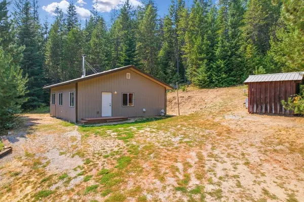 Address not disclosed, Newport, WA 99156