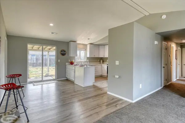 12411 W 9th St, Airway Heights, WA 99001