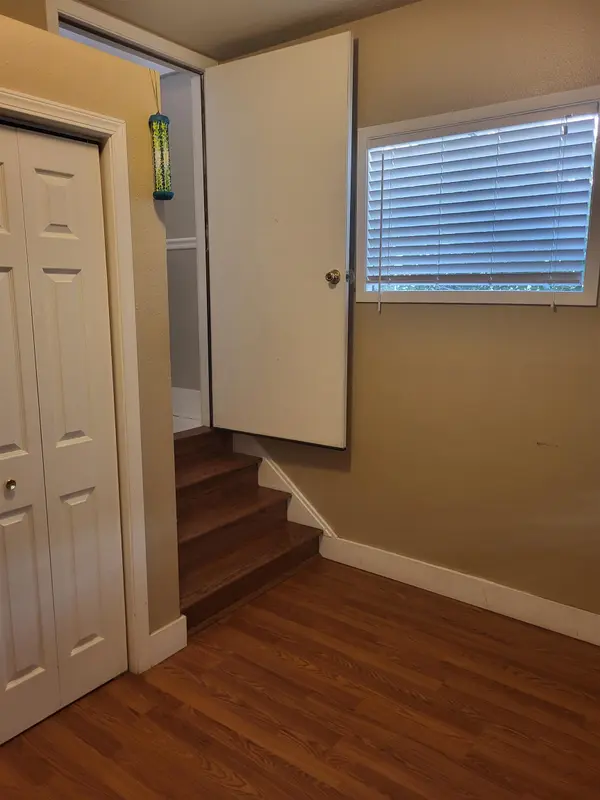 1207 W Shannon Ave, Spokane, WA 99207