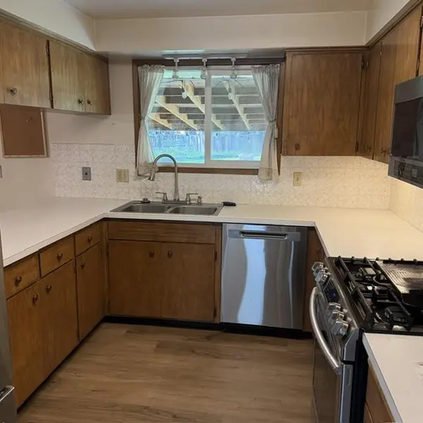 13719 E 29th Ave, Spokane Valley, WA 99216