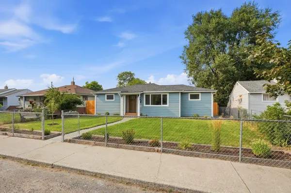 1317 E Decatur Ave, Spokane, WA 99208-3632