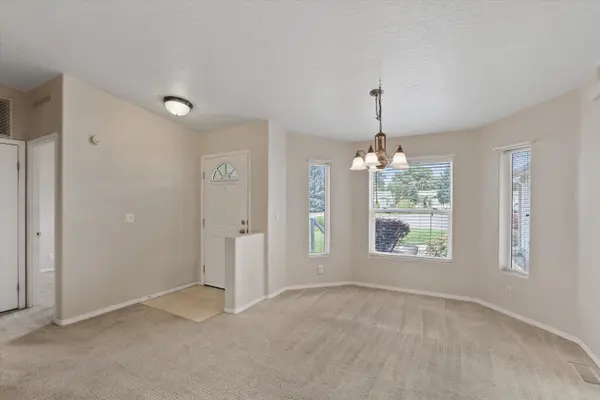 16612 E Nixon Ct, Spokane Valley, WA 99037
