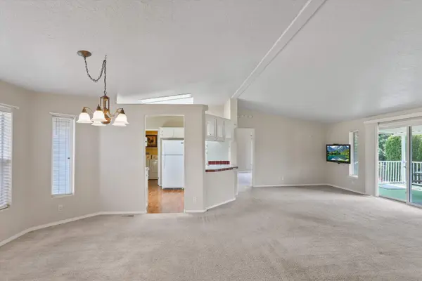 16612 E Nixon Ct, Spokane Valley, WA 99037