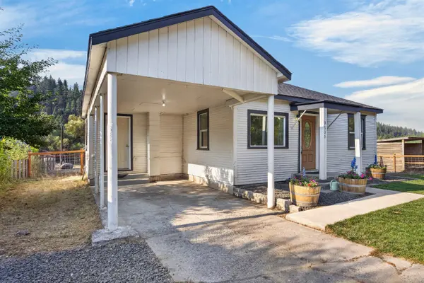 9306 S Cheney-Spokane Rd, Cheney, WA 99224