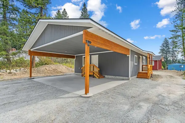 107 Lilac Ln, Newport, WA 99156