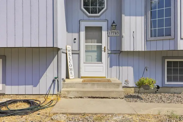 17703 E 6th Ave, Spokane Valley, WA 99016