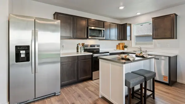 61 N Airlift St, Airway Heights, WA 99001