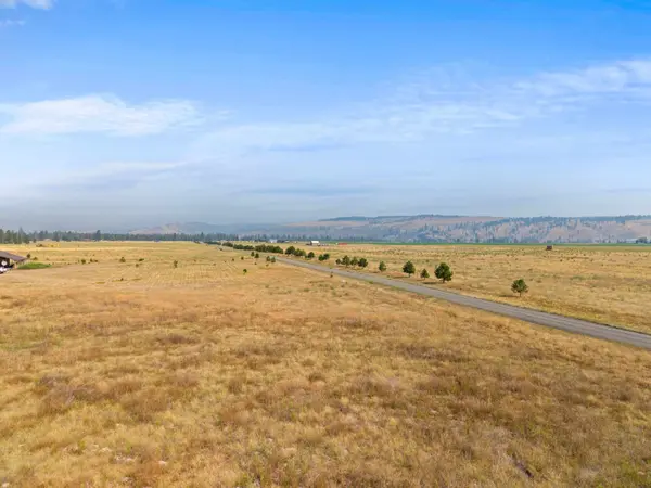 40289 N Barbara Ln, Davenport, WA 99122