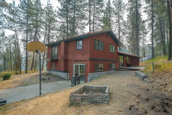 2505 N Christensen Rd, Medical Lake, WA 99022